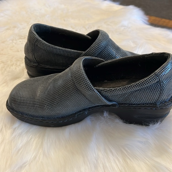 BOC Born Peggy Pewter Slip On Metallic Gray Wedge Clogs Size 8 / 39 - Picture 6 of 9
